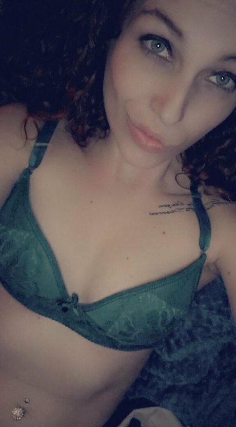 Kansasgirl95free photo 12