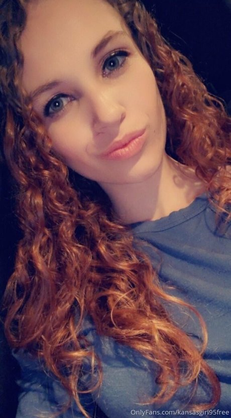 Kansasgirl95free photo 18