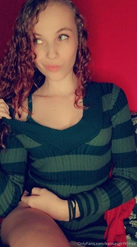 Kansasgirl95free photo 43