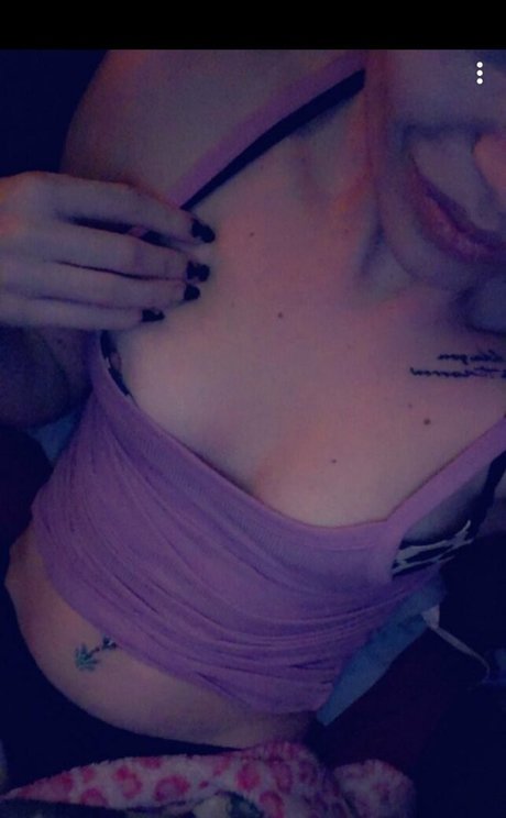 Kansasgirl95free photo 49