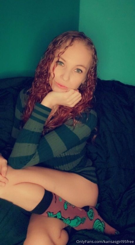 Kansasgirl95free photo 56