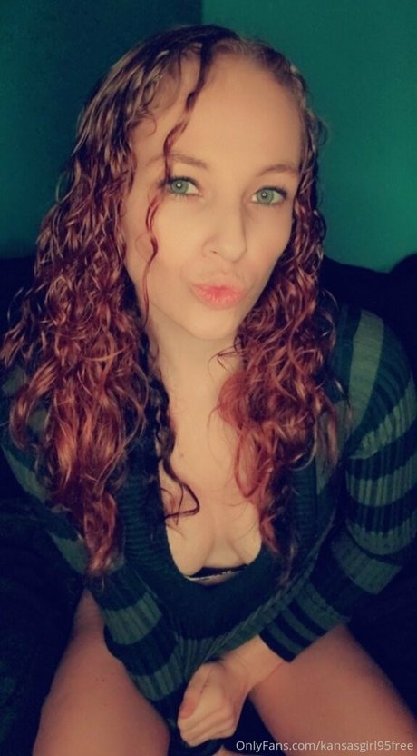 Kansasgirl95free photo 57