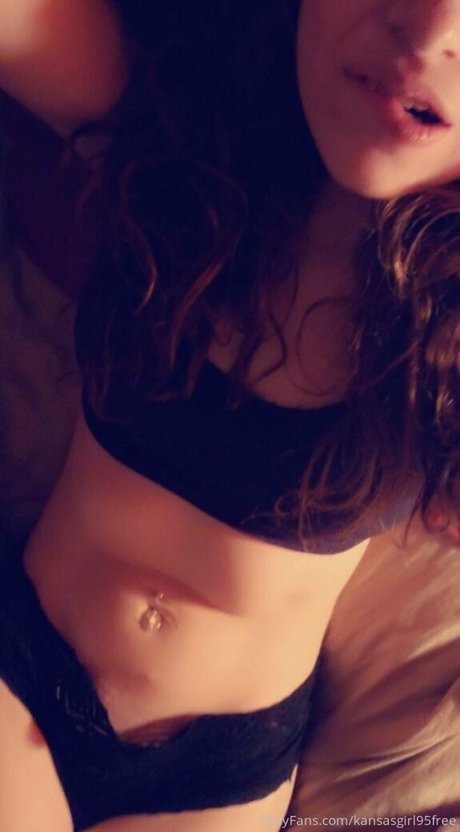 Kansasgirl95free photo 67