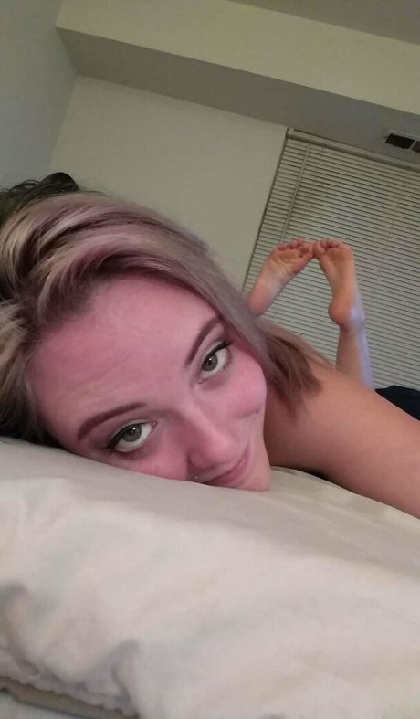 Karathefootgoddess photo 75