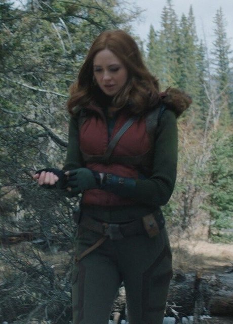Karen Gillan photo 29