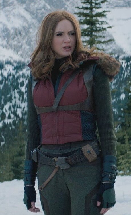 Karen Gillan photo 30