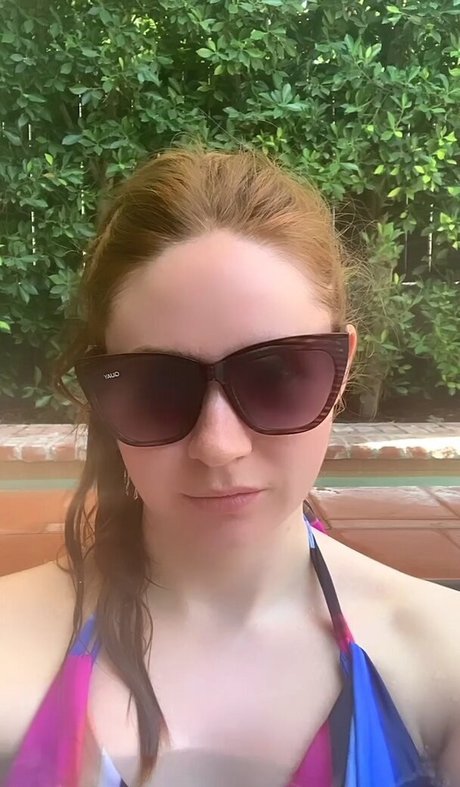 Karen Gillan photo 117