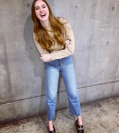 Karen Gillan photo 145