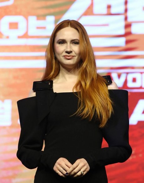 Karen Gillan photo 217