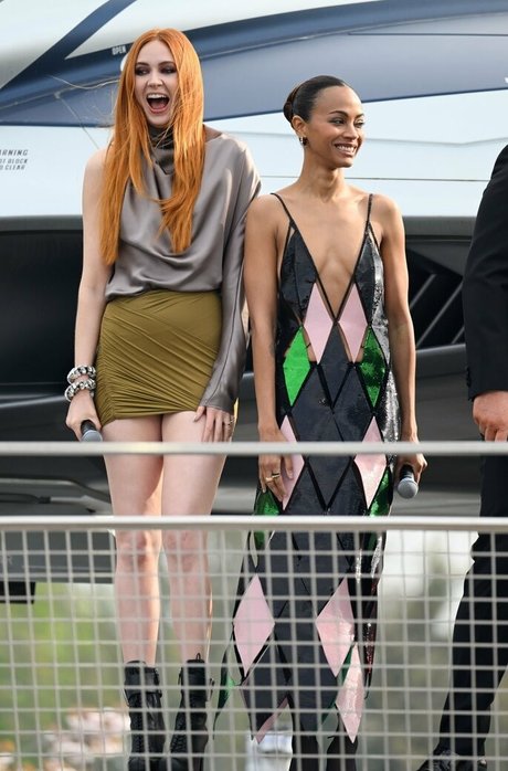 Karen Gillan photo 235
