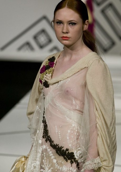 Karen Gillan photo 239