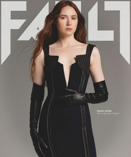 Karen Gillan photo 279
