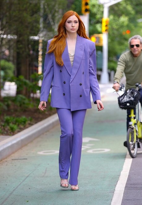 Karen Gillan photo 322