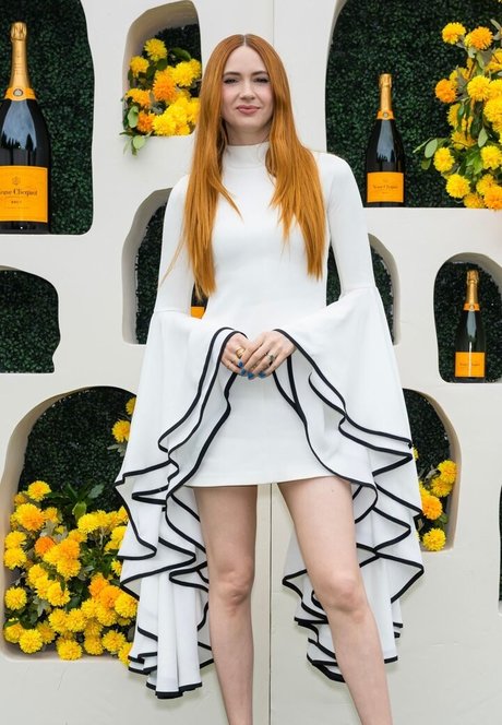Karen Gillan photo 333
