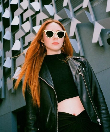 Karen Gillan photo 349
