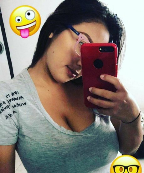 Karen Pinargote Torres photo 85