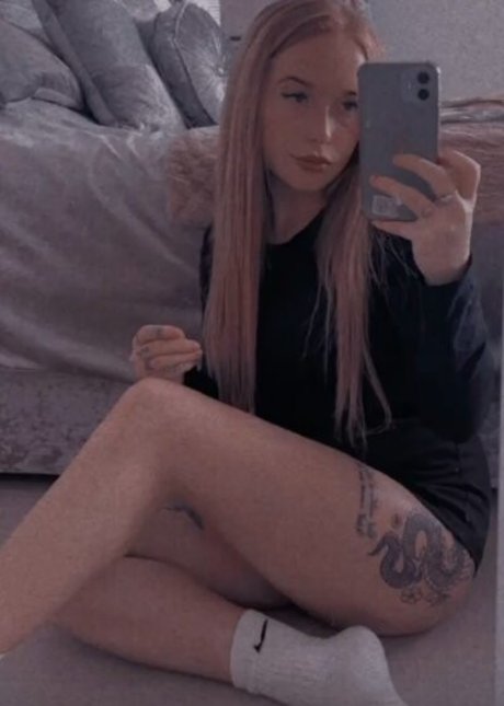 Karina Williamson photo 7