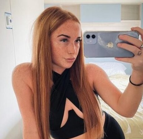 Karina Williamson photo 23