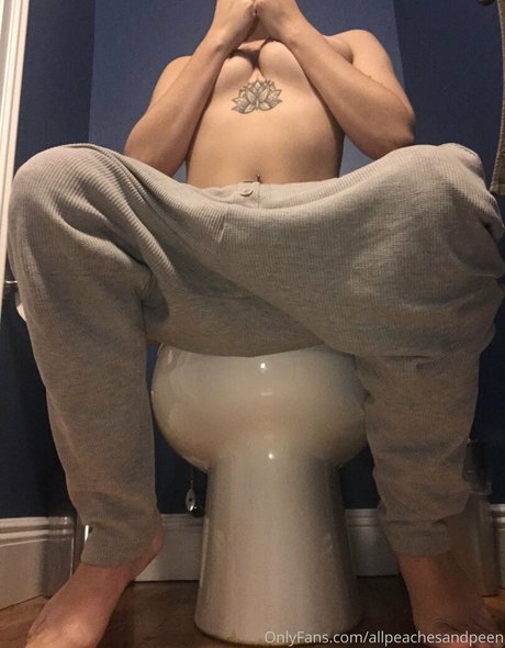 Karly Marquinez photo 23