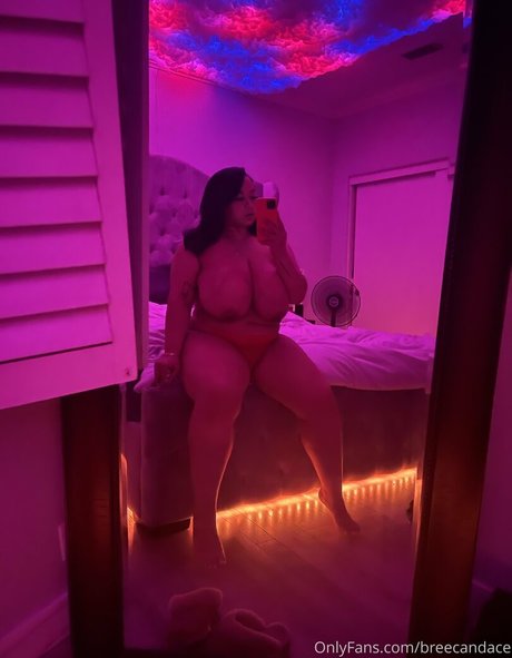 Karly Marquinez photo 26