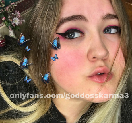 Karmatheslut777 photo 15