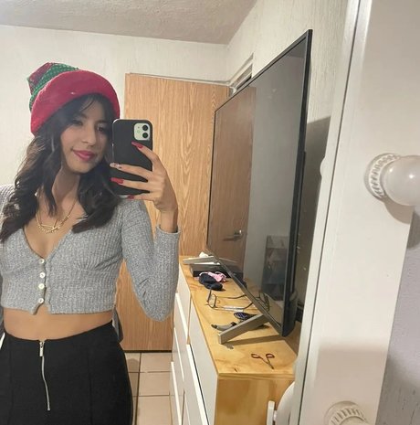 Karol Smith photo 277