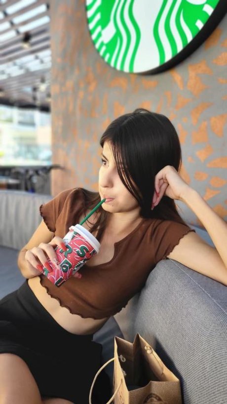 Karol Smith photo 461