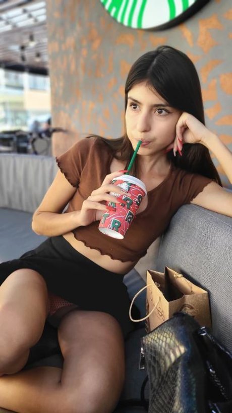 Karol Smith photo 472