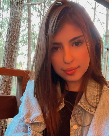 Karol Smith photo 864