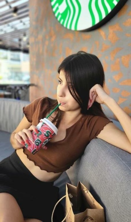 Karol Smith photo 1047