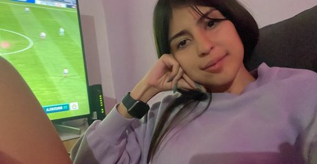 Karol Smith photo 1076