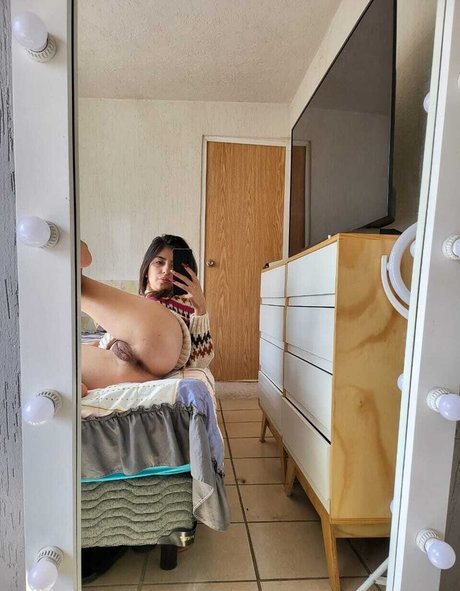 Karol Smith photo 1364