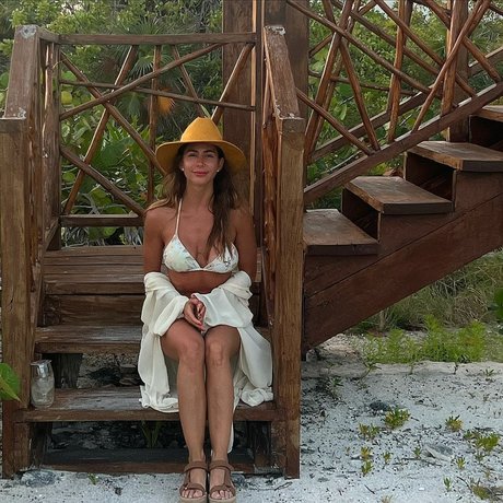 Karol Smith photo 1388