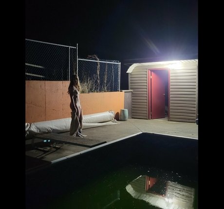 Karra photo 128