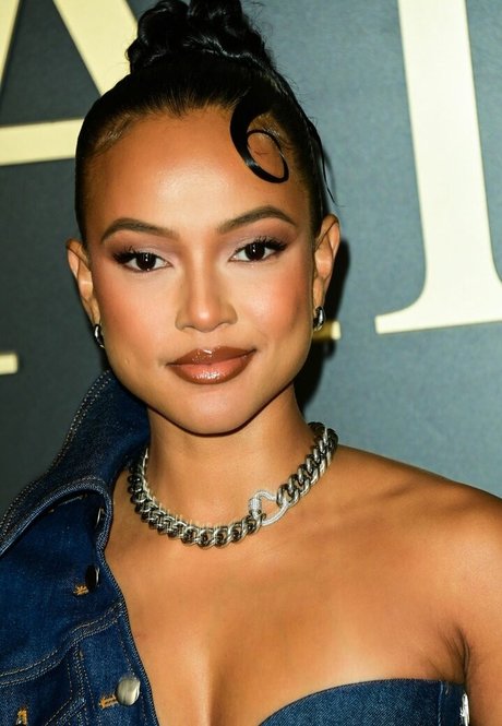 Karrueche photo 16