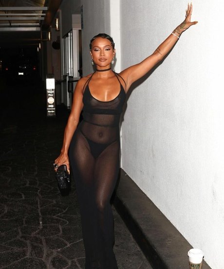 Karrueche photo 35