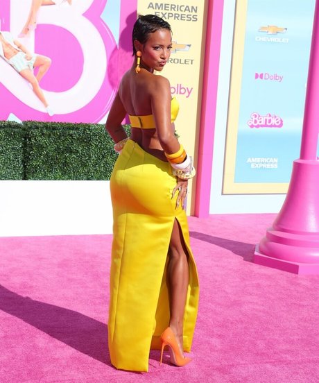 Karrueche photo 39