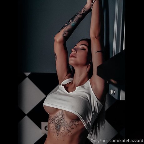Kate Hazzard photo 54