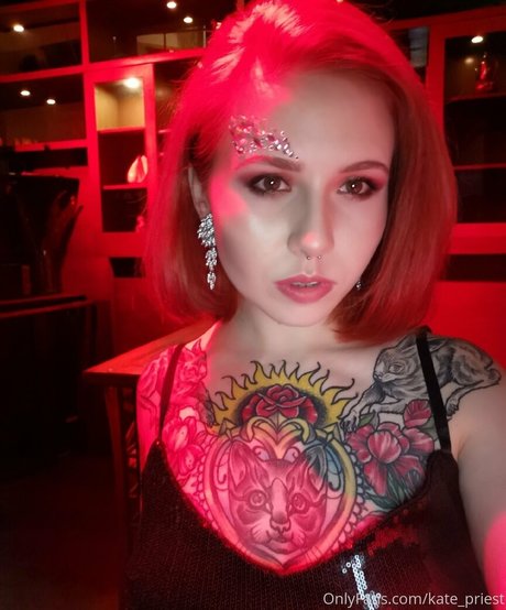 Kate_priest photo 77