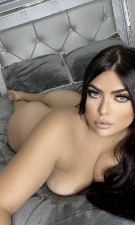 Kate Strada photo 42