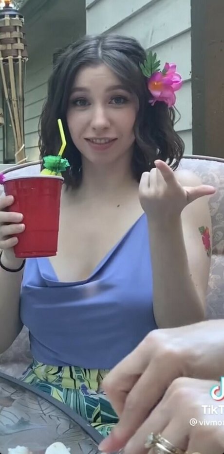 Katelyn Nacon photo 11