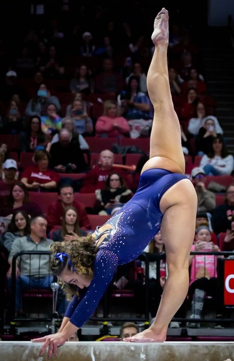 Katelyn Ohashi photo 15