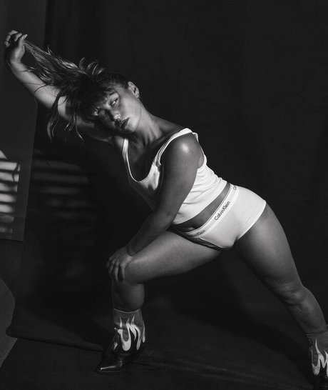Katelyn Ohashi photo 17