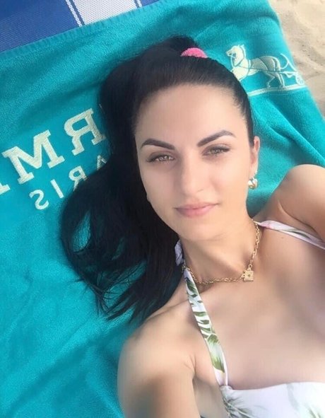 Kat photo 24