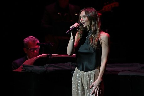Katharine McPhee photo 104