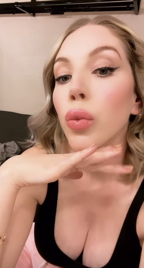 Katherine Ryan photo 57