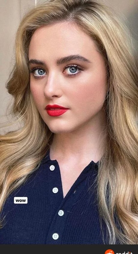 Kathryn Newton photo 19