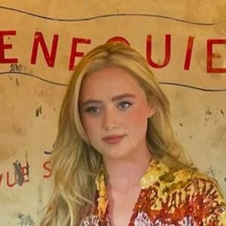 Kathryn Newton photo 25