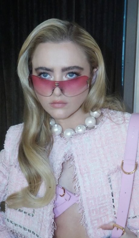 Kathryn Newton photo 56