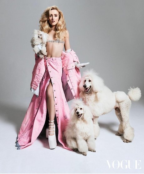 Kathryn Newton photo 61